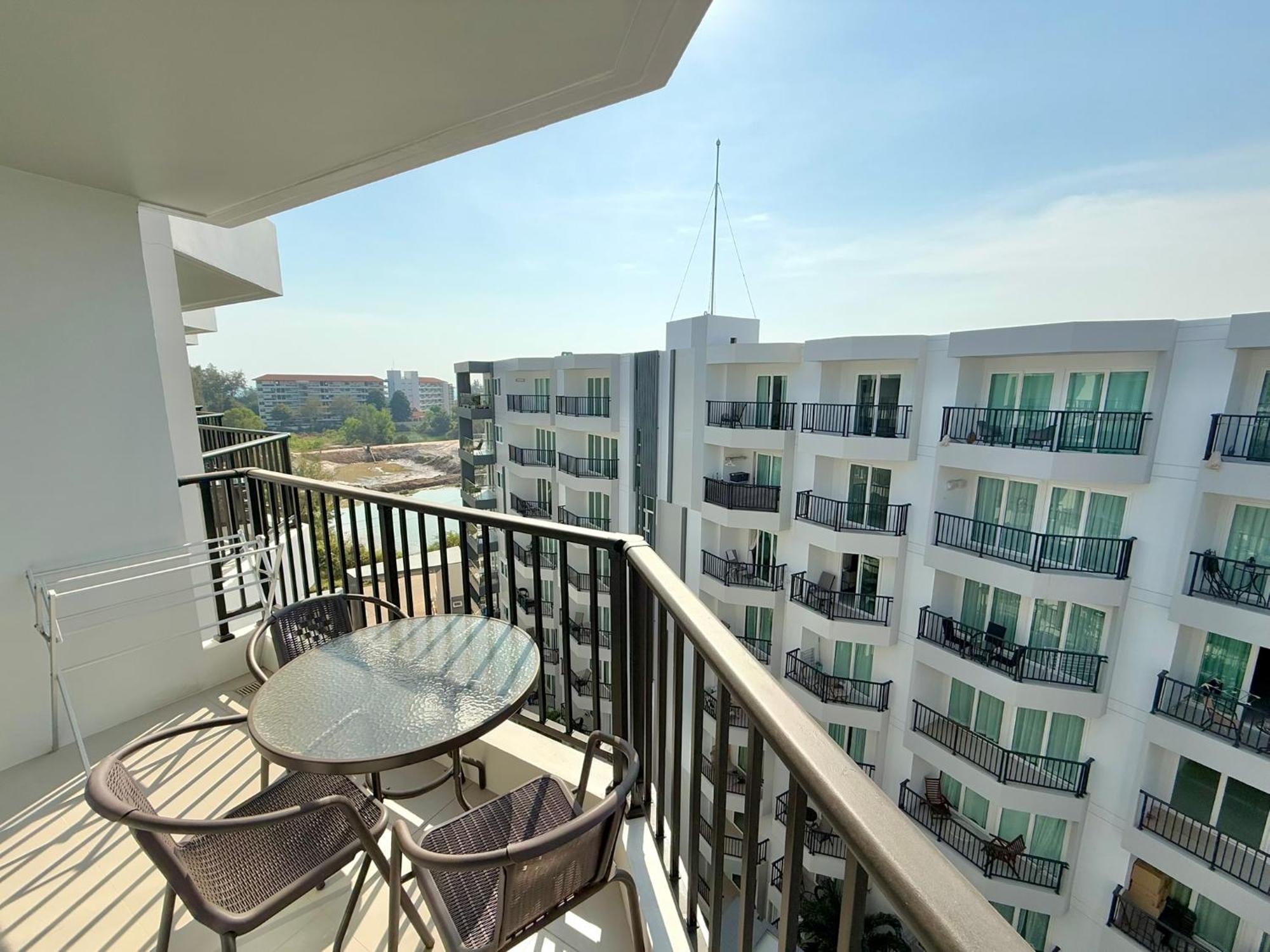 Mantra Beach Condominium Suite 2 - Mae Phim Ban Tha Fat Luaran gambar